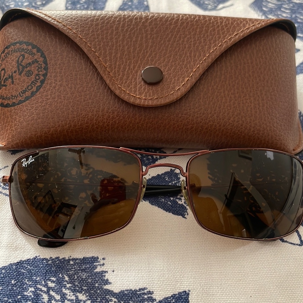 Authentic Rayban brown shades - Picture 1 of 4